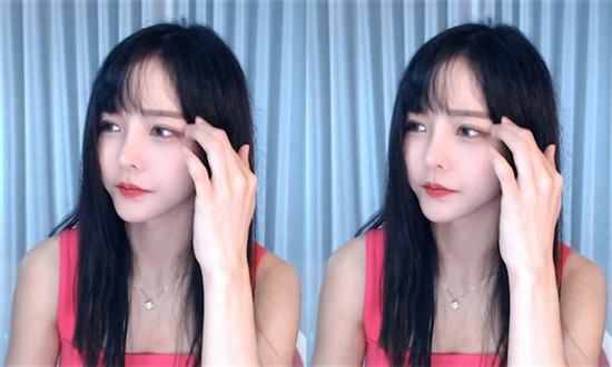 丝瓜草莓榴莲向日葵18APP支持在线点播，网友：轻松超前观看！