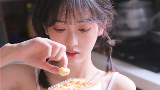 日产乱码芒果视频最新版很多人观看 网友：毕竟是免费的嘛！